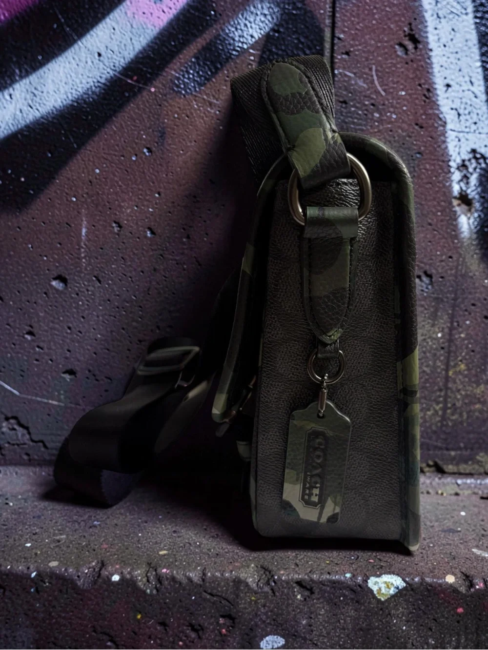 Coach stylish messenger